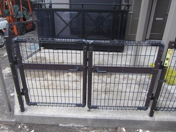 コウズィプレイスの物件内観写真